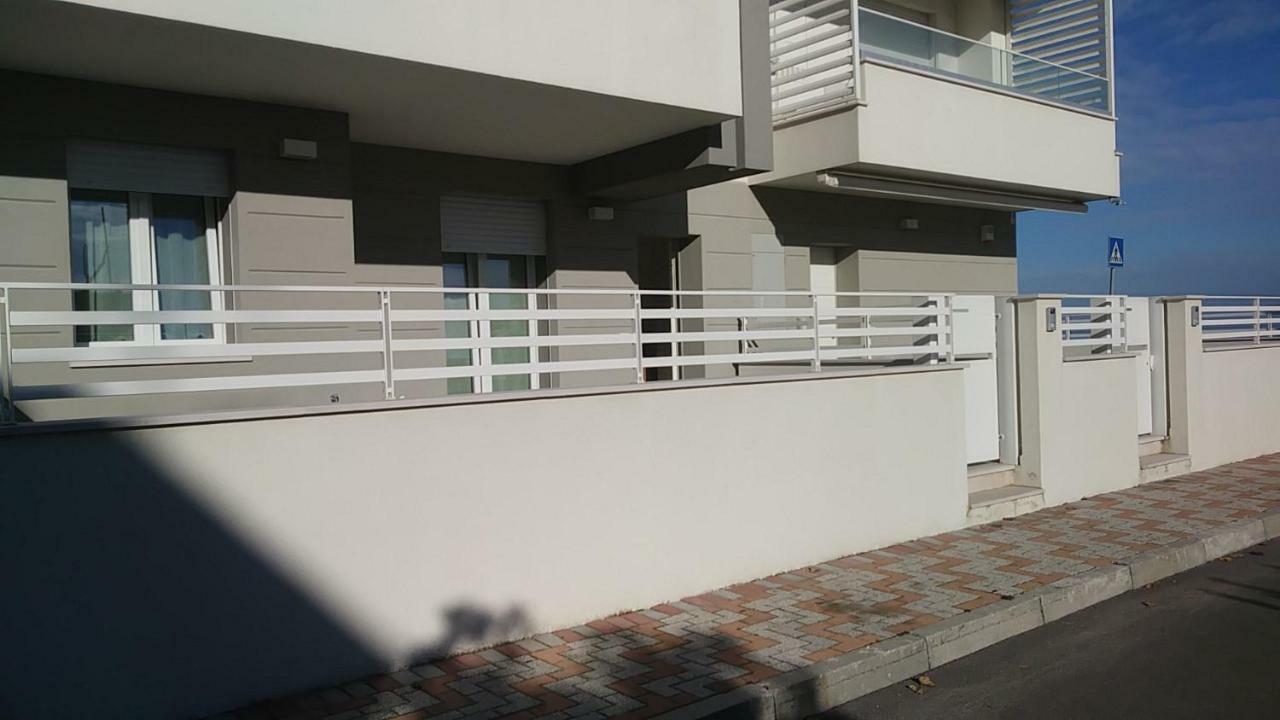 Casa Vacanze "Il Mare" Apartment Marotta Exterior photo